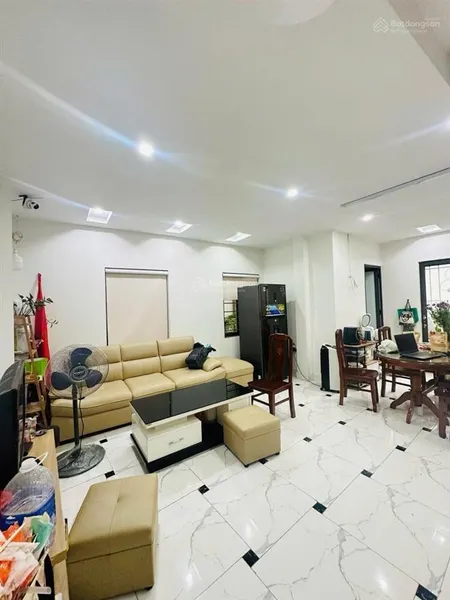 Quan nhân 45m x 6 tầng 8,9 tỷ sổ đỏ thanh xuân 10 phòng ở & cho thuê. dòng tiền ổn định ngõ rộng.