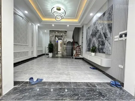 Bán nhà khương đình thanh xuân sát phố kinh doanh 40m 6 tầng thang máy 5m mặt tiền giá nhỉnh 8 tỷ
