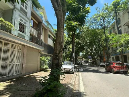 Bán nhà mặt phố linh đàm, hoàng mai, 75m2x5t, giá 31.79 tỷ, view hồ linh đàm cực mát