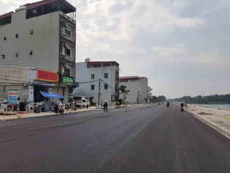 Bán 90m2 đất đường hàng cây nhìn hồ. Khu lãm làng vân dương. Nam sơn bắc ninh