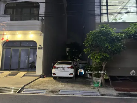 Mặt đường đào nhuận 90m2 ko lỗi view đằng sau siêu siêu thoáng