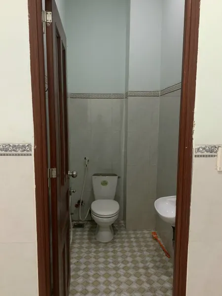 Bán nhà riêng tại Võ Thị Thừa, 8,5 tỷ, 118,2m2, 12PN, 11WC, 4 tầng, chính chủ