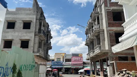 Nhà phố thương mại liền kề đường Ngô Quyền, Chợ Cái Vồn, sổ Hồng công chứng ngay
