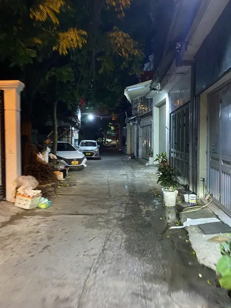Bán đất nguyễn khoái 70M ô tô tránh dừng đỗ kinh doanh hoàng mai