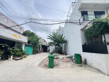 Bán lô góc tây lân 7x16 thông kênh tham lương