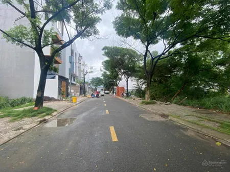 Bán đất góc 2 mặt hẻm 6m an phú đông 27, dt 4x21,5m. (85m2) khu 32 nền đã có sổ.