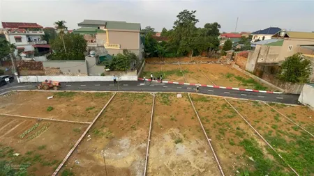 Nhỉnh 3 tỷ/lô full thổ 100m2 gần tđc bình yên sổ đẹp, 200m ra mặt đường