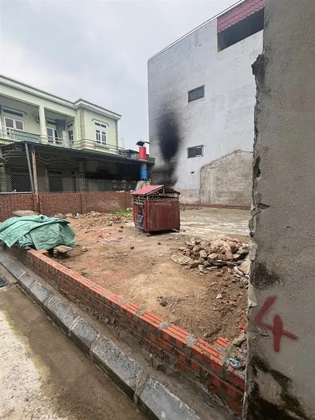 Chính chủ bán 100m thôn thuỵ lôi ngõ thông giá chỉ 3xtr/1m