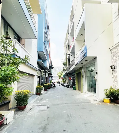 Nhà Đẹp 5 tầng, Hẻm Xe Hơi 6m, Bờ Bao Tân Thắng, Tân Phú, 60m2, hơn 9 tỷ TL