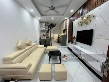 Bán nhà 5 tầng xuân đỗ long biên, ngõ thoáng, tiện ích đầy đủ, sổ đỏ chính chủ