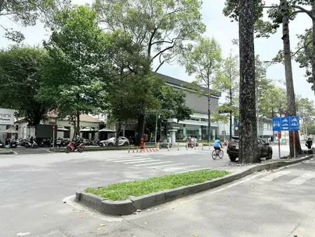 Quận 1 hxh nguyễn cảnh chân 8.6 tỷ 39m2 3 tầng nở hậu 3.65x12m đối diện công an hcm