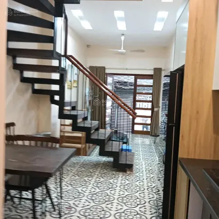 Siêu hiếm nhà 4 tầng tứ liên chỉ 9.6 tỷ