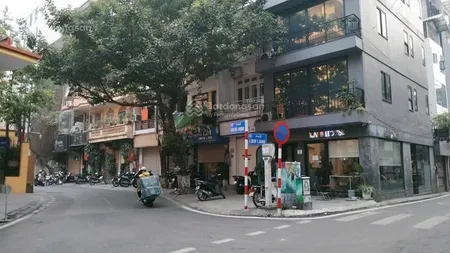 Bán nhà ba đình, mặt phố trần phú, 100m2, lô góc 3 thoáng, mặt tiền 12m, phù hợp tòa vp 9 tần 1 hầm