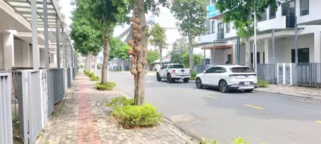 Bán căn b2 17 kdc the pearl trục chính, nhà 1 trệt 2 lầu 1st, giá 3,7 tỷ tl, sổ sẵn hoàn công
