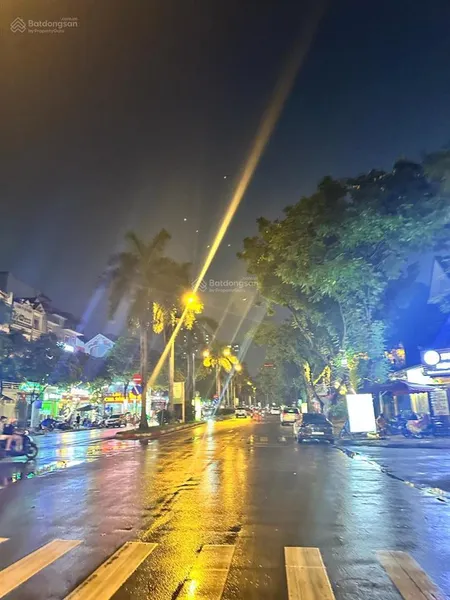Hiếm biệt thự kđt văn quán kinh doanh sầm uất gần hồ 215m giá chỉ 45.9 tỷ