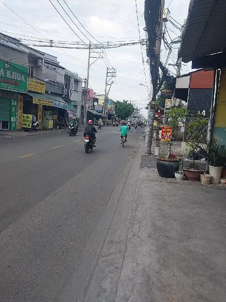 Bán nhà c4 2 MẶT TIỀN 108m² ngang 5.5m mã lò Bình Tân