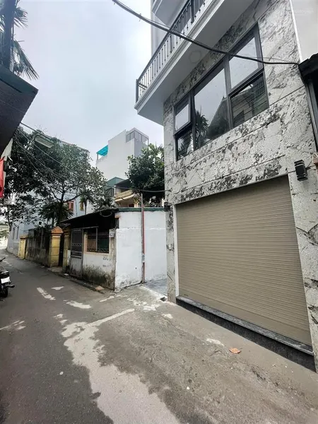 Full nội thất, 200m ra cầu v.tuy kinh doanh 6 tầng thang máy, gara 2 ô tô lô góc vị trí đẹp