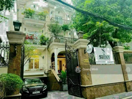 Biệt thự hồ bơi, sân vườn đường nội bộ số 2 bàu bàng, phường 13, tân bình