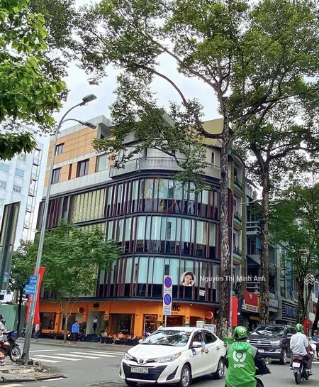 80 tỷ! bán góc 2 mặt tiền đường nguyễn thái bình phó đức chính quận 1 6.7*17m hđt 350tr/th