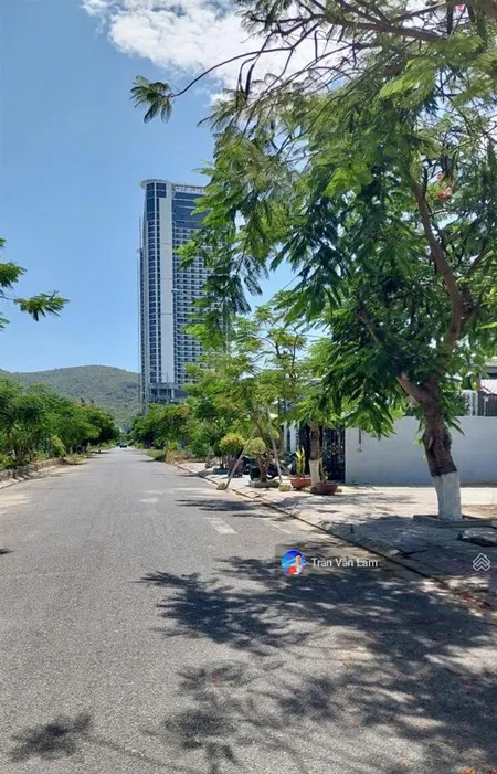 Bán đất biệt thự mặt tiền xuân thủy khu đô thị mới vĩnh hòa (khu lấn biển) giá tốt nhất khu vực