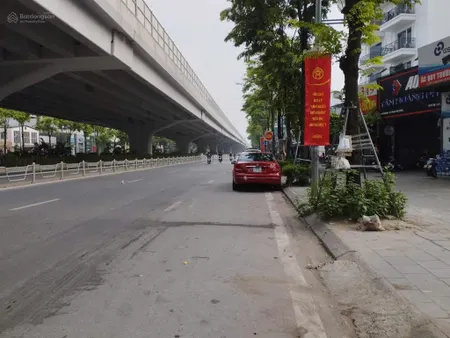 Đất mặt phố phạm văn đồng ô tô đỗ cửa 65m2 mt 13m giá 16.2 tỷ