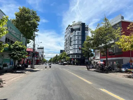 Bán đất mặt tiền thủ khoa huân gần ngã tư tôn đức thắng giá chỉ 5,6 tỷ