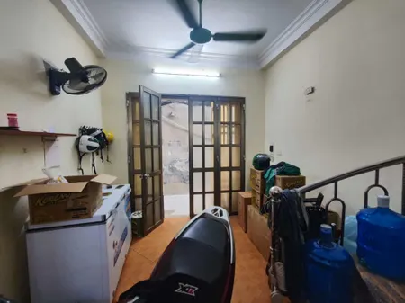 CHO THUÊ NHÀ ĐƯỜNG HOÀNG HOA THÁM, BA ĐÌNH, 4 TẦNG, 10M RA Ô TÔ