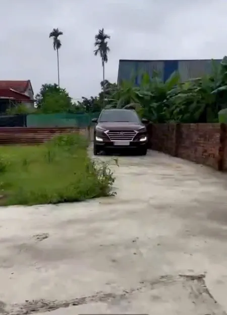 Bán 51.5 m Thôn 1 Thiên Hương , ngay gần khu cn nam cầu kiền và auzoza. L/h:076.231.9990 e Thuý