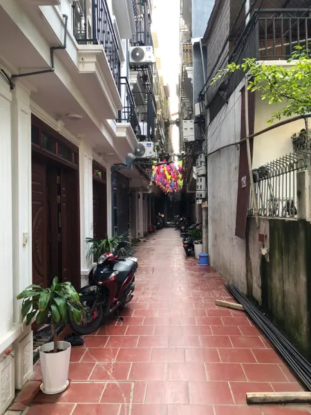 Nhà mới xây 5 tầng Đại Tự - Hoài Đức - Ô tô đỗ cửa