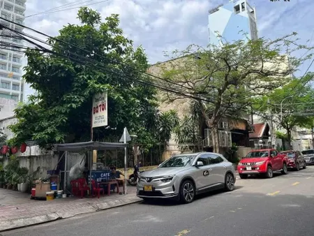 Bán nhà mặt tiền đường đống đa, nha trang, giá rẻ 223tr/m2. 0977 681 ***