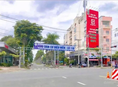 Bán cặp nền đẹp góc 2 mặt tiền đường phan trọng tuệ kdc diệu hiền cần thơ