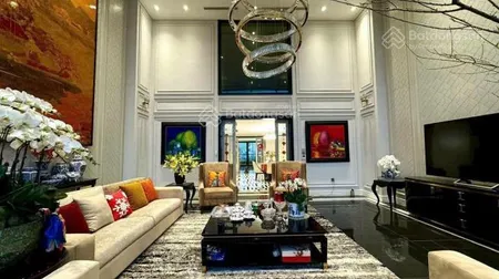 Siêu hót penhouse 2 tầng 192m2 tại trung tâm quận cầu giấy giá nhỉnh 15 tỷ , sẵn sổ đỏ