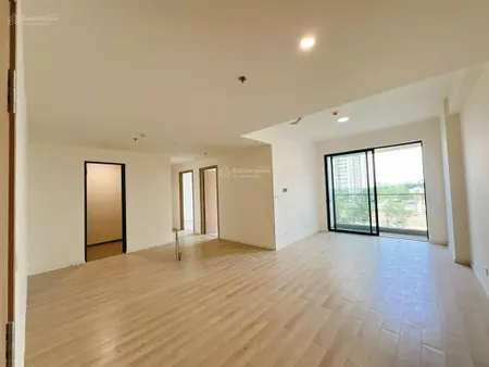 Ra nhanh 2pn tháp a, góc view nội khu giá tốt chỉ 4,38 tỷ tại lumiere boulevard nhận nhà ở ngay