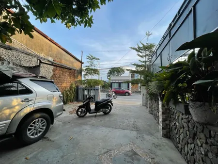 Gđ chuẩn bị đi nước ngoài nên mình chính chủ cần bán gấp nhà 629 phạm căn đồng , xã núi thành , quảng nam