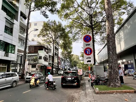 2025 bán bằng giá 2022. bán nhanh 75 tỷ toà nhà góc 02 mặt tiền mới đẹp, thu nhập 250 tr/th
