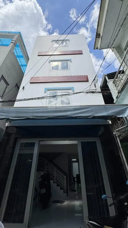 Nhà đẹp đường 6m huỳnh văn bánh phú nhuận. giá 3tỷ450. đang cho thuê 20tr. gần bệnh viện an sinh