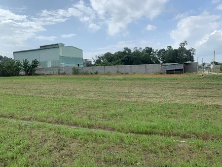 Bán đất 3276.3m² ngang 110m giá 16 tỷ Xã Châu Pha