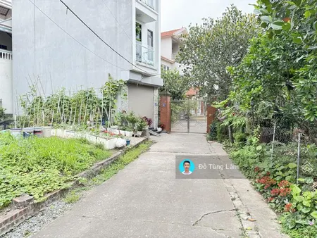 Cần bán 37,5m2 đất xóm 6 đông dư, gia lâm. đường ô tô 7 chỗ vào đất