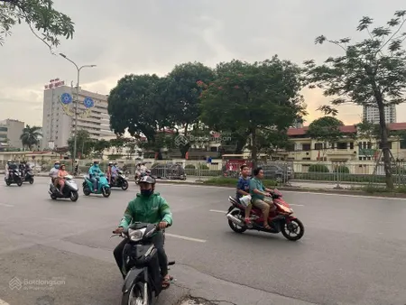Đắc địa mảnh đất vàng sát mặt phố lê thanh nghị, ô tô ngõ thông, kinh doanh vô địch