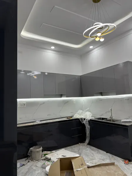 BÁN NHÀ NGÃ BA TÂN VẠN – VỊ TRÍ ĐẮC ĐỊA