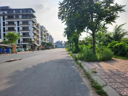 Tôi bán 90m2 đất tặng nhà tđc ngọc thụy đ 25m, lô góc, vỉa hè, view công viên, mt 5,35m chỉ 29,3 tỷ