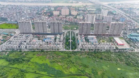 Chính chủ bán căn 96,87m2 (0308) view hồ 8 tỷ vnd bao thuế phí, 96,87m2, 3pn, 2wc 0982 998 ***