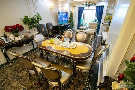 Tôi cần bán gấp căn hộ 3pn 111m2 và 146m2 quảng an q. tây hồ, sổ đỏ 11 tỷ 0988 799 ***