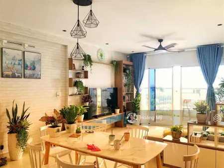 Bán cc cộng hòa plaza, tân bình, sổ hồng sẵn, dt 100m2, 3pn, 2wc, giá 5.5 tỷ, 0906 642 *** mỹ