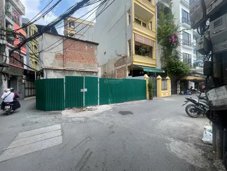 Lô đất lô góc cực đẹp, xây chdv trung tâm thủ đô thì rất đỉnh. dt 80m2 mt 6,6 x 11m. giá 15,5 tỷ