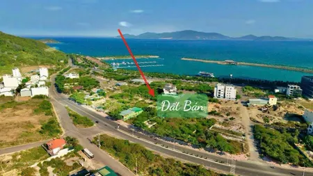Bán đất biệt thự (351.1 m2, ngang 14.4m), mặt tiền đường huỳnh văn nghệ,cách biển 100 m.giá 17.2 tỷ
