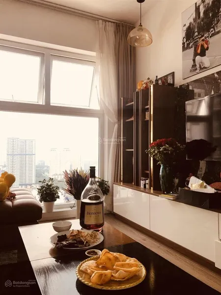 Gia đình bán căn góc cc phạm viết chánh q. bt. dt 70m2 2p 2wc. sh. giá 3,1 tỷ. 0774 661 ***