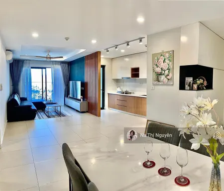 Chủ nhà gửi bán nhanh chcc watermark 395 lạc long quân, 98m2, 2n 2wc tầng cao view hồ, giá 10tỷ