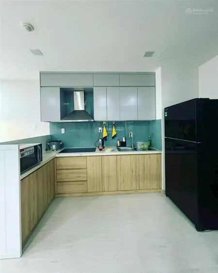 Kẹt vốn bán căn hộ bàu cát ii, 80m2, 3pn 2wc, có sổ hồng, lô b, giá mềm chính chủ. 0769 692 ***