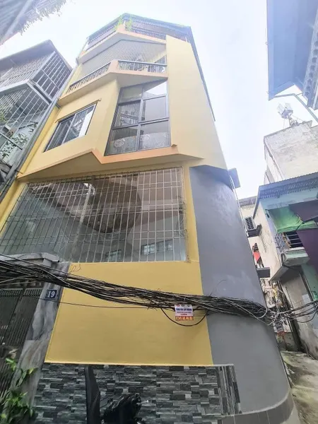 Bán nhà 3 tầng Ngọc Lâm, Long Biên - 90m2 - mặt tiền 6.6m - ô tô - kinh doanh - giá 16 tỷ.